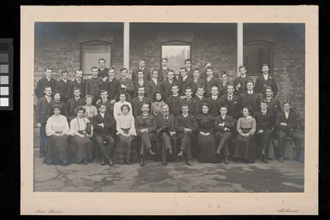 Sears Studios, Melbourne, Third year medical students with Professors CJ Martin and Harry Brookes Allen, 1903; photograph; 24.3 × 34.1 cm. Medical History Museum, MHM00303 
