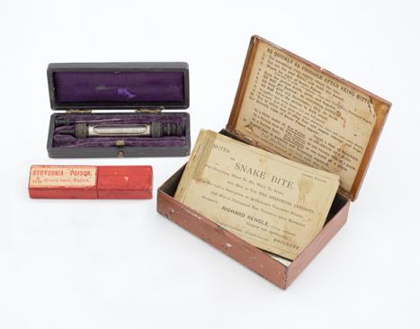 Snakebite kit arranged by Dr Randle, Instructions from Dr A Mueller for his antidote of strychnia, 1892; wood, metal, cardboard and glass; 2.7 × 11.2 × 8.2 cm. Gift of Dr Robert G Sim; Medical History Museum, MHM02691 